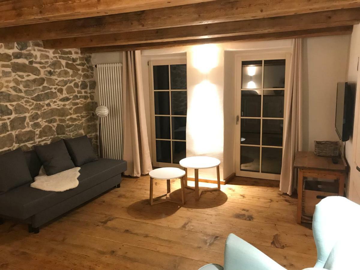 Am Rathaus 1 Apartment Huefingen